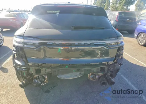 2024 Porsche Macan Gts z USA, uszkodzony, nr VIN WP1AF2A52RLB56348